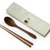 Besteck Set Mit Essstäbchen, Löffel Und Leder-Tasche -Sakura Verkauf besteck set mit essstaebchen loeffel und leder tasche