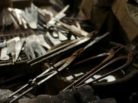 Damastmesser Petty 120 Kuroshiage Nami, 12 Lagen 6 Damastmesser Petty 120 Kuroshiage Nami, 12 Lagen – Bild 4