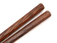 Japanische Essstäbchen Hachi, Red Oak, 23 Cm 5 Japanische Essstäbchen Hachi, Red Oak, 23 Cm – Bild 3