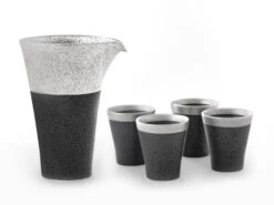 Sake Set Suzune S, 1 Karaffe, 4 Becher S -Sakura Verkauf sake set suzune s 1 karaffe 4 becher s 1