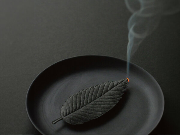 Sakura Verkauf -Sakura Verkauf ha ko paper incense black focus 1 blatt2